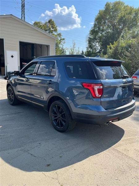 Ford Explorer XLT 4WD 2018