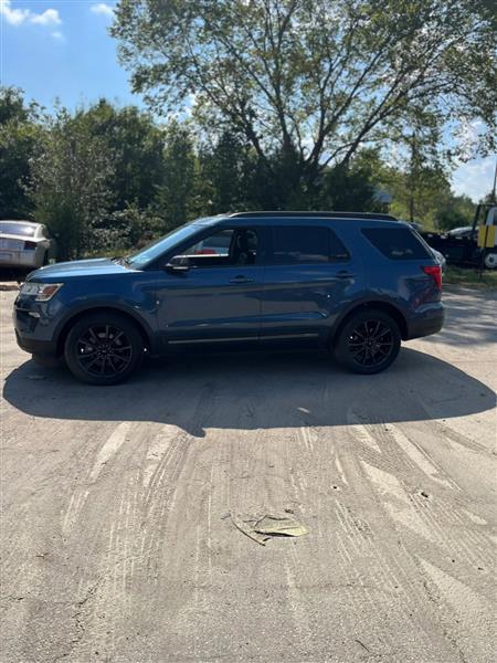 Ford Explorer XLT 4WD 2018