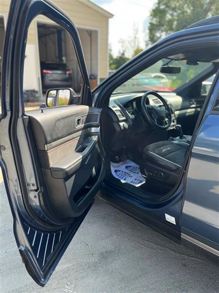Ford Explorer XLT 4WD 2018