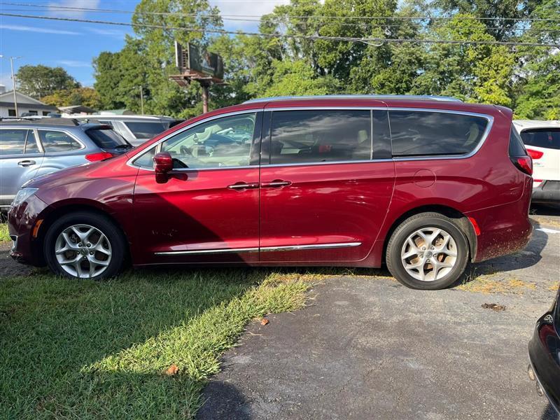 Chrysler Pacifica Touring-L Plus 2019