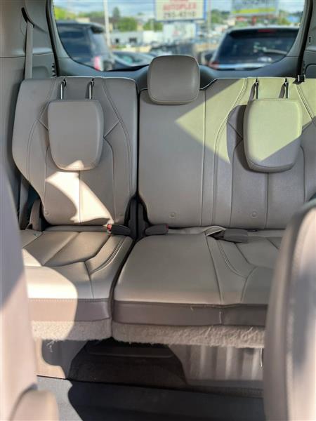 Chrysler Pacifica Touring-L Plus 2019