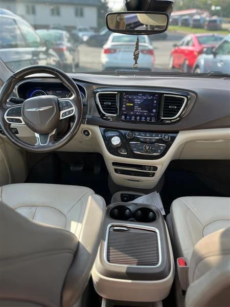 Chrysler Pacifica Touring-L Plus 2019