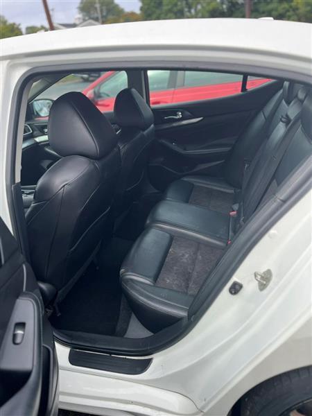 Nissan Maxima 3.5 SR 2017