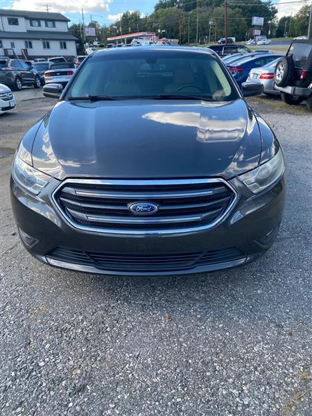Ford Taurus SEL FWD 2018