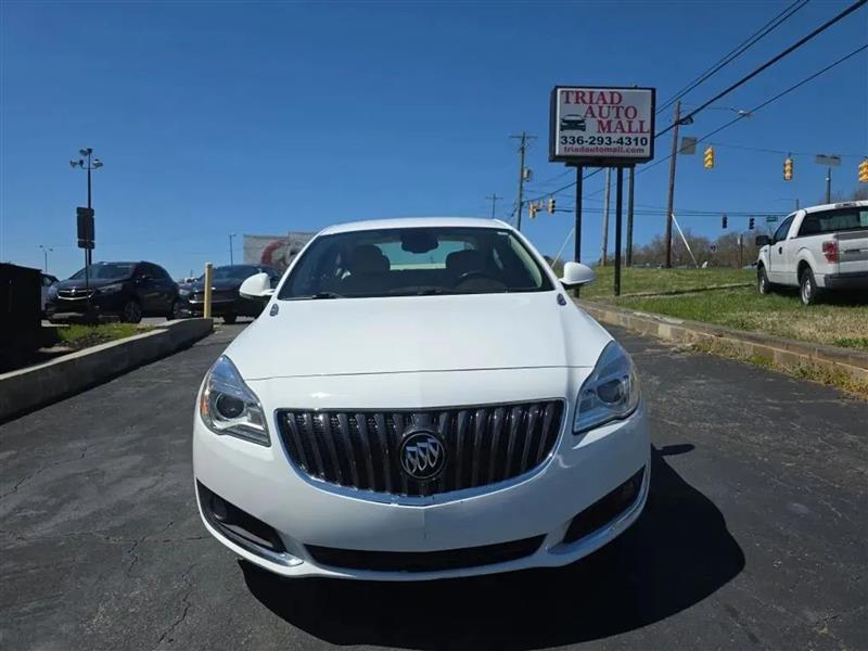 Buick Regal Turbo FWD 2016