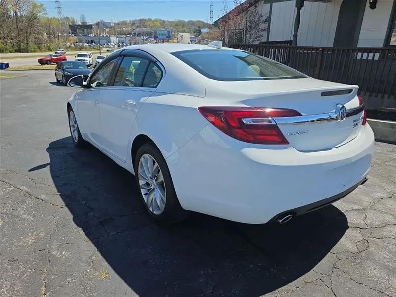 Buick Regal Turbo FWD 2016