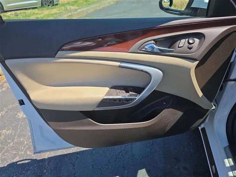 Buick Regal Turbo FWD 2016