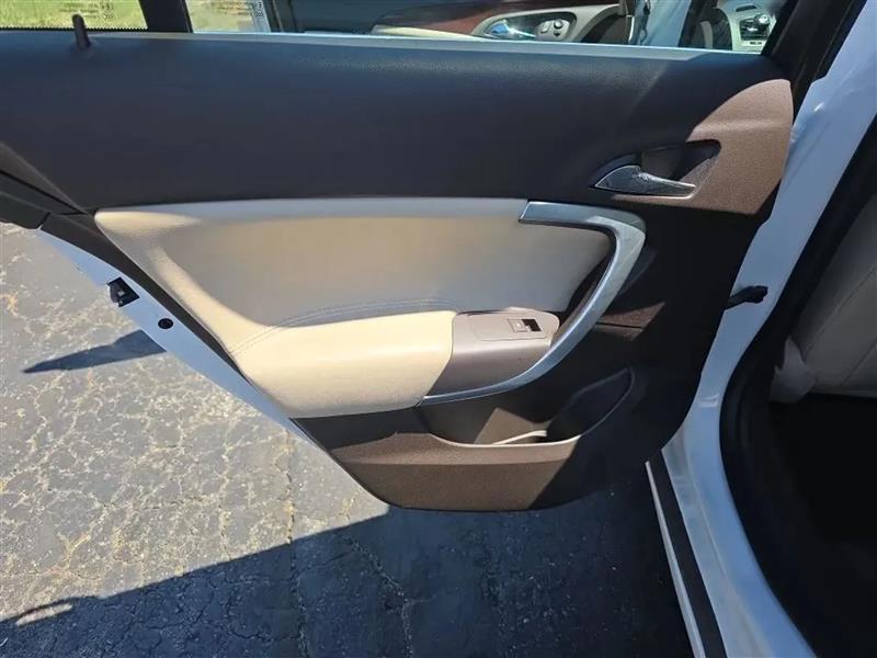 Buick Regal Turbo FWD 2016