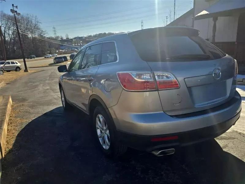 Mazda CX-9 Touring 2011