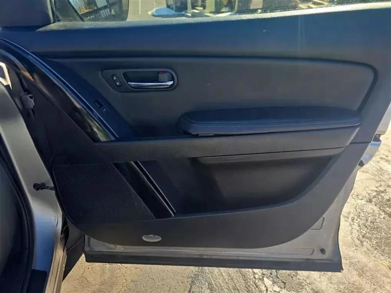 Mazda CX-9 Touring 2011