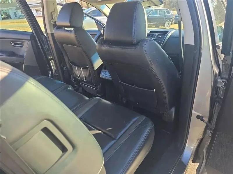 Mazda CX-9 Touring 2011