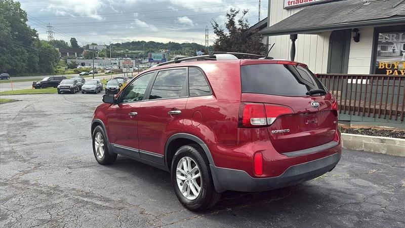 Kia Sorento LX 2WD 2014