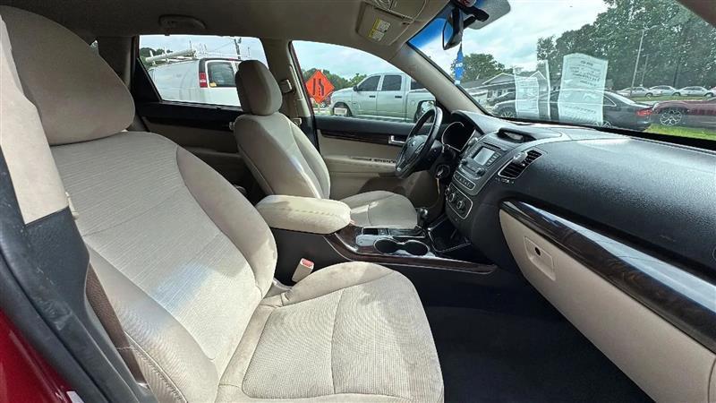 Kia Sorento LX 2WD 2014