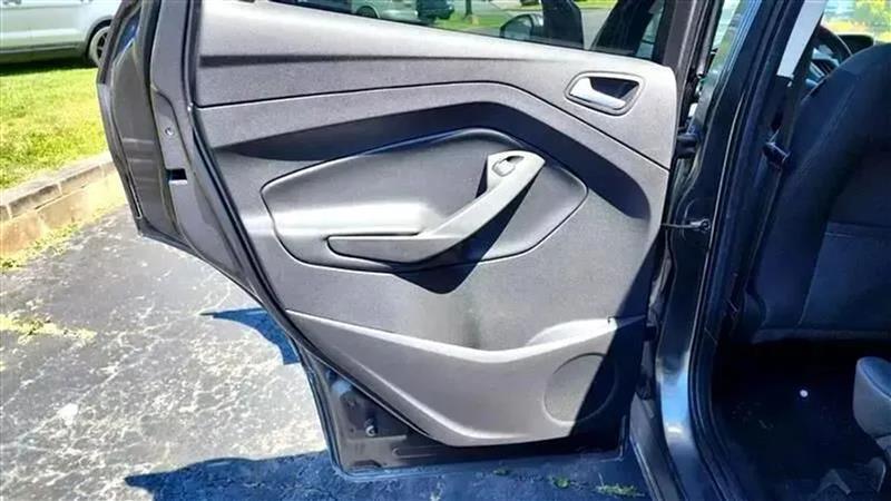 Ford Escape SE FWD 2017
