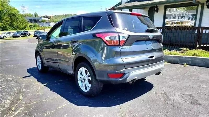 Ford Escape SE FWD 2017