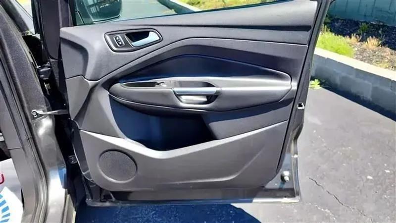Ford Escape SE FWD 2017