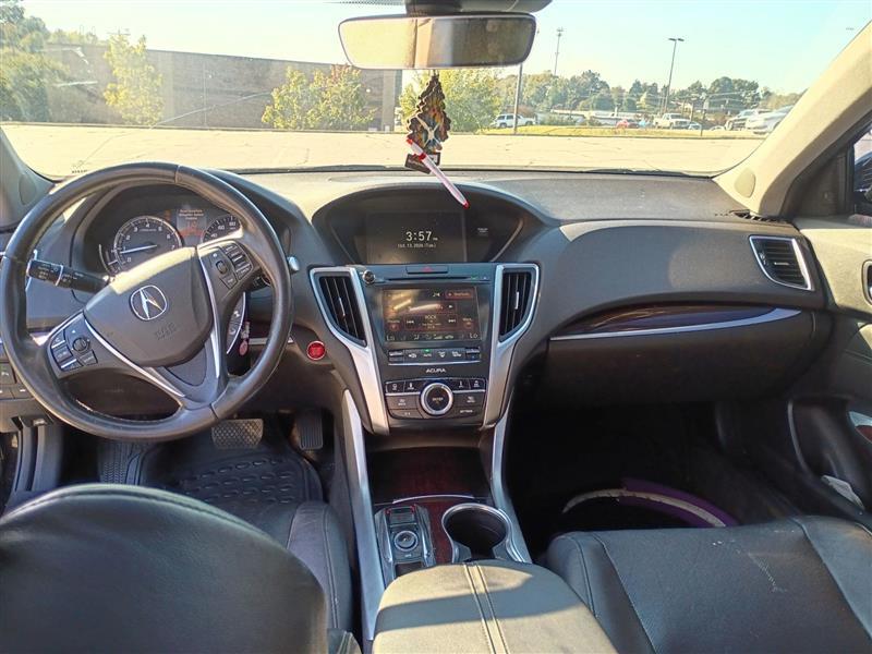 Acura TLX 9-Spd AT w/Advance Package 2015