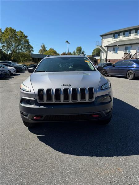 Jeep Cherokee Latitude 4WD 2014