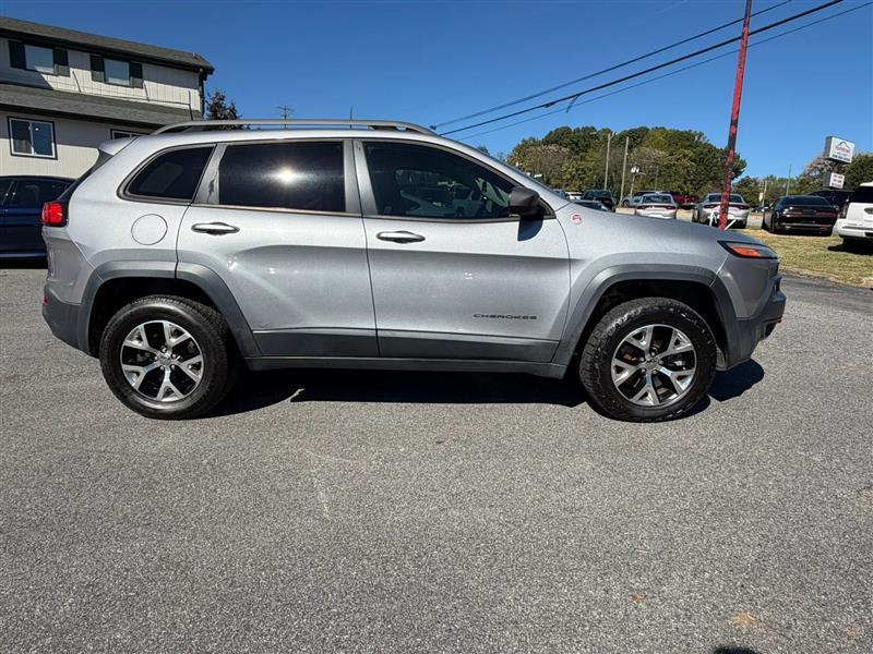 Jeep Cherokee Latitude 4WD 2014