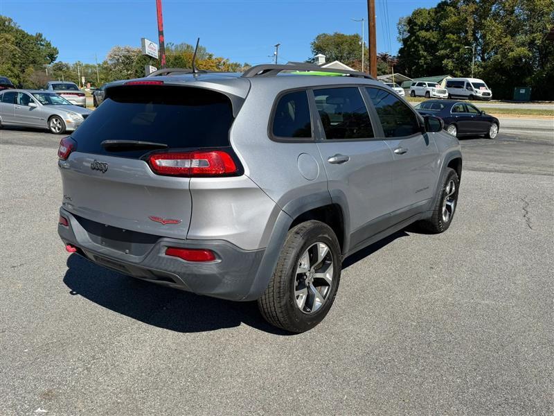Jeep Cherokee Latitude 4WD 2014