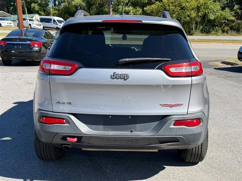Jeep Cherokee Latitude 4WD 2014