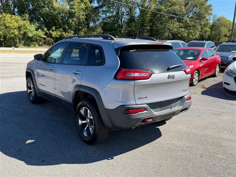 Jeep Cherokee Latitude 4WD 2014