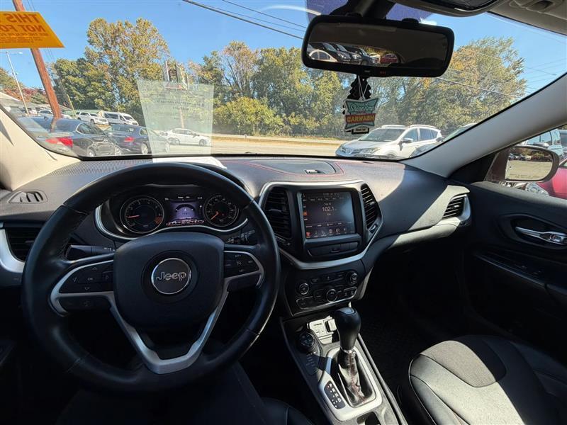 Jeep Cherokee Latitude 4WD 2014