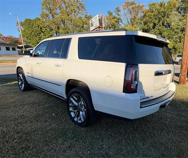 GMC Yukon XL Denali 4WD 2016