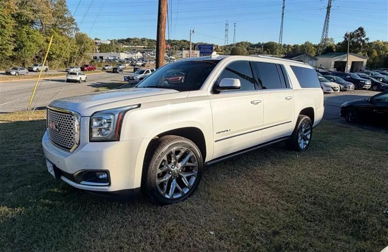 GMC Yukon XL Denali 4WD 2016