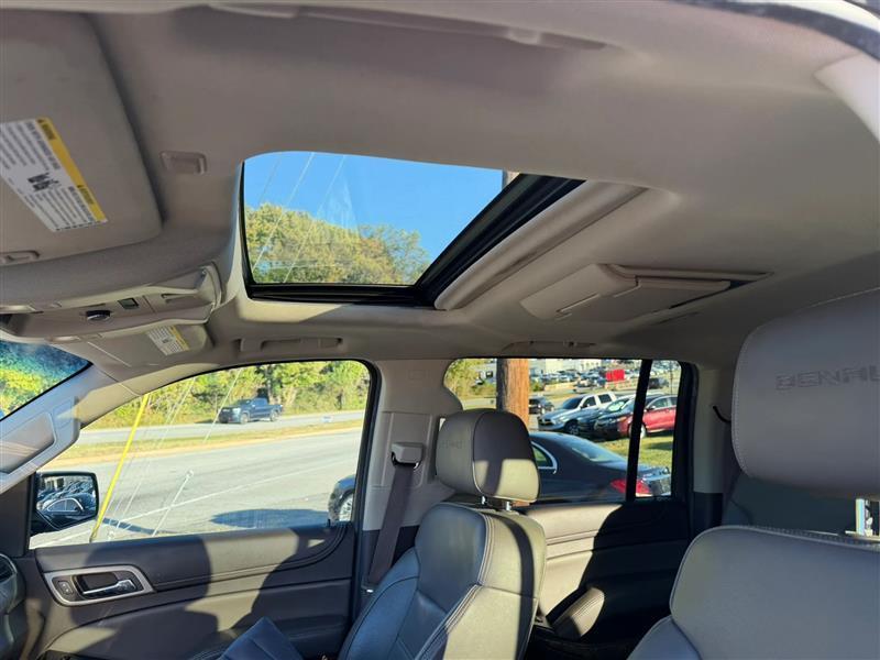 GMC Yukon XL Denali 4WD 2016