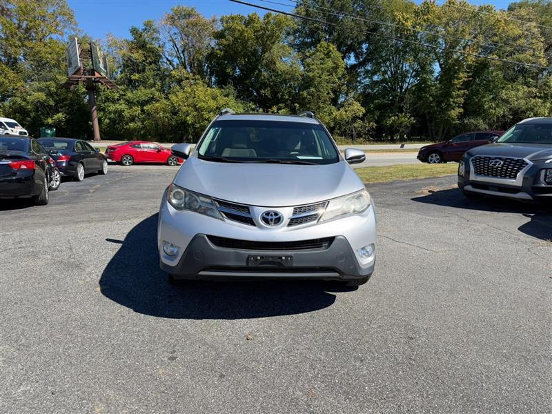 Toyota RAV4 XLE AWD 2015