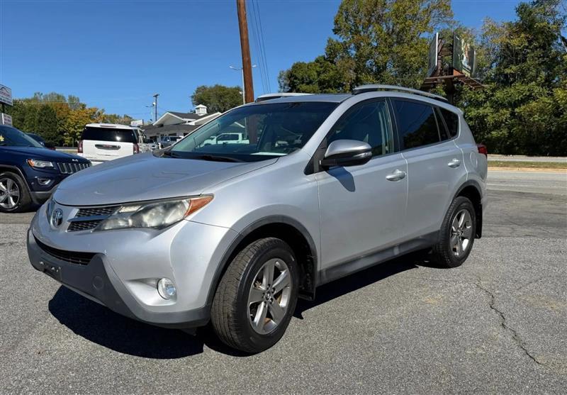 Toyota RAV4 XLE AWD 2015