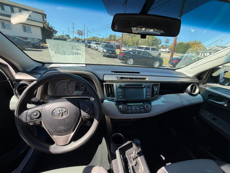 Toyota RAV4 XLE AWD 2015