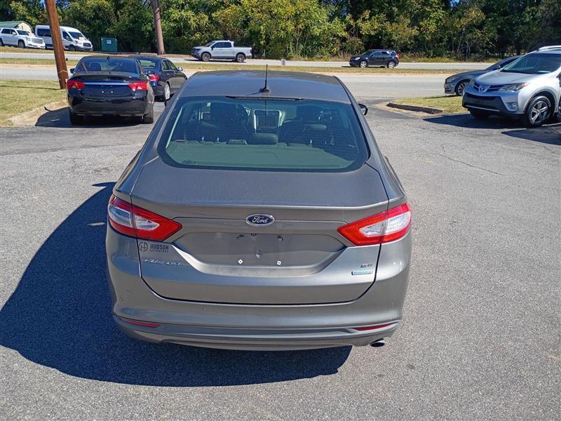 Ford Fusion SE 2013