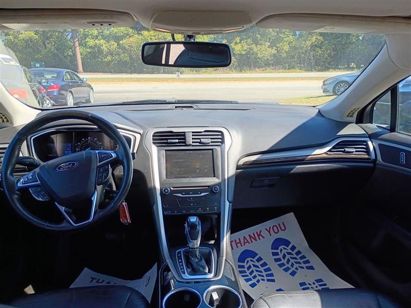 Ford Fusion SE 2013