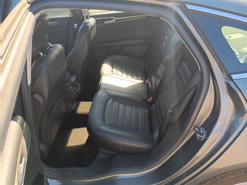 Ford Fusion SE 2013