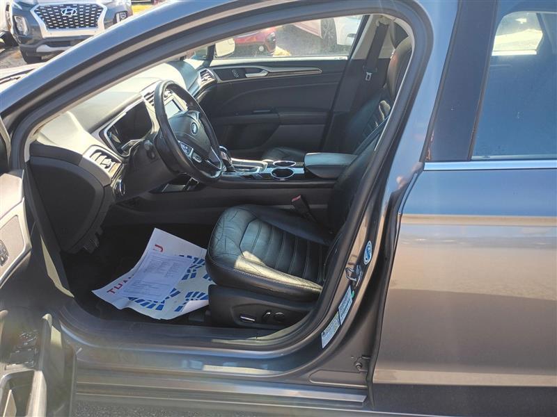 Ford Fusion SE 2013