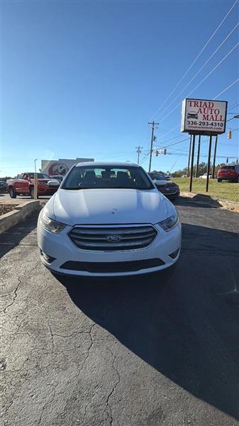 Ford Taurus SEL FWD 2016