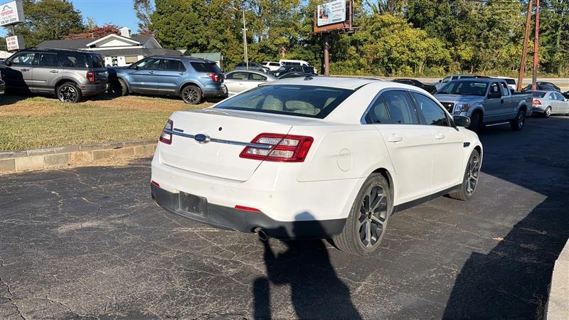 Ford Taurus SEL FWD 2016