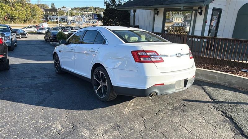Ford Taurus SEL FWD 2016