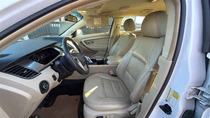 Ford Taurus SEL FWD 2016