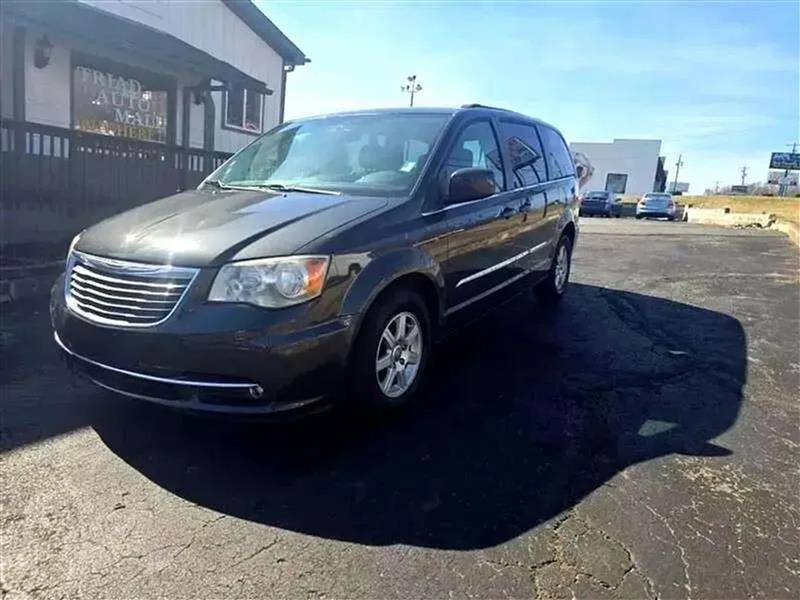2012 Chrysler Town & Country Touring