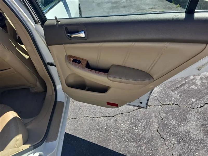 Honda Accord EX V-6 Sedan AT with XM Radio 2005