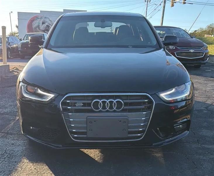 Audi A4 2.0T Sedan quattro Tiptronic 2015
