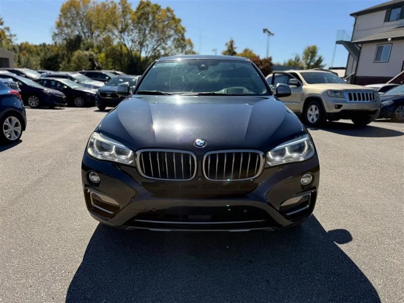 BMW X6 xDrive50i 2016