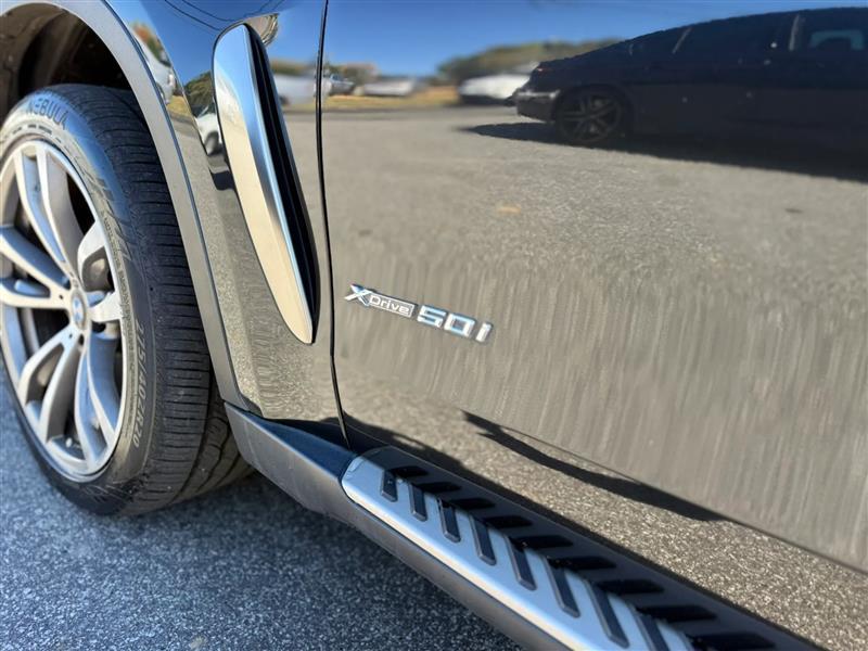 BMW X6 xDrive50i 2016