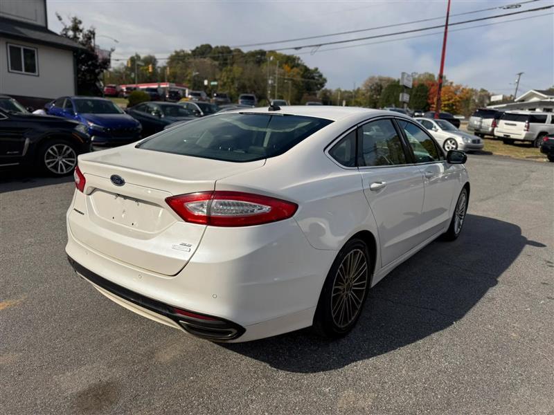 Ford Fusion SE 2014