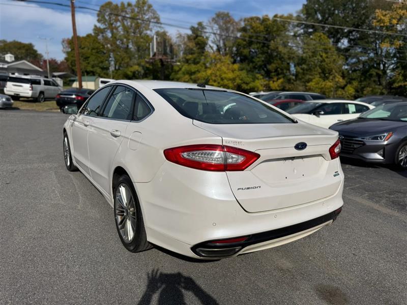Ford Fusion SE 2014