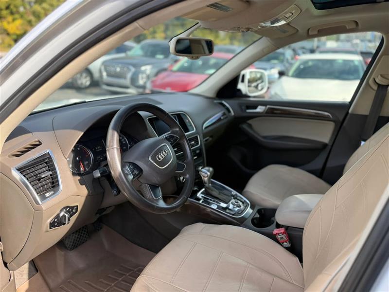 Audi Q5 2.0T Premium Plus quattro 2015
