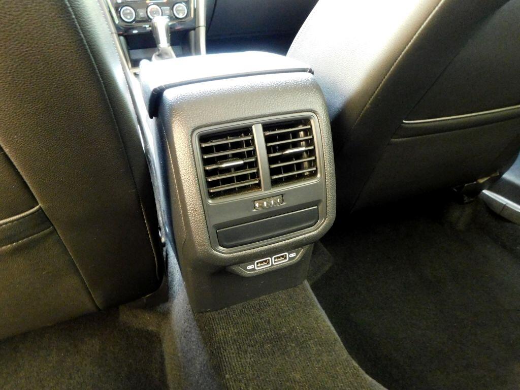 Volkswagen Passat SE 2020